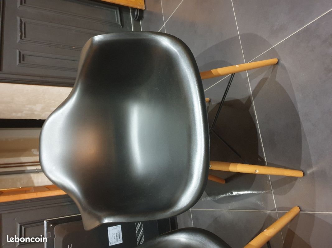 Chaise style scandinave (image 2)