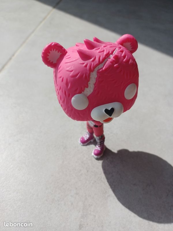 3 Figurines Pop (image 2)