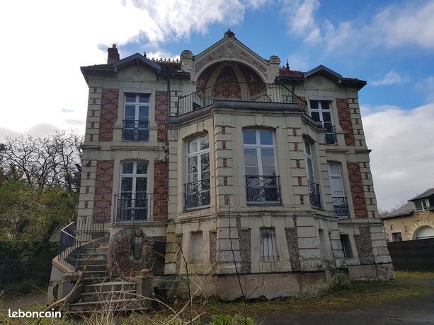 Villa 11 pièces 233 m² — 1