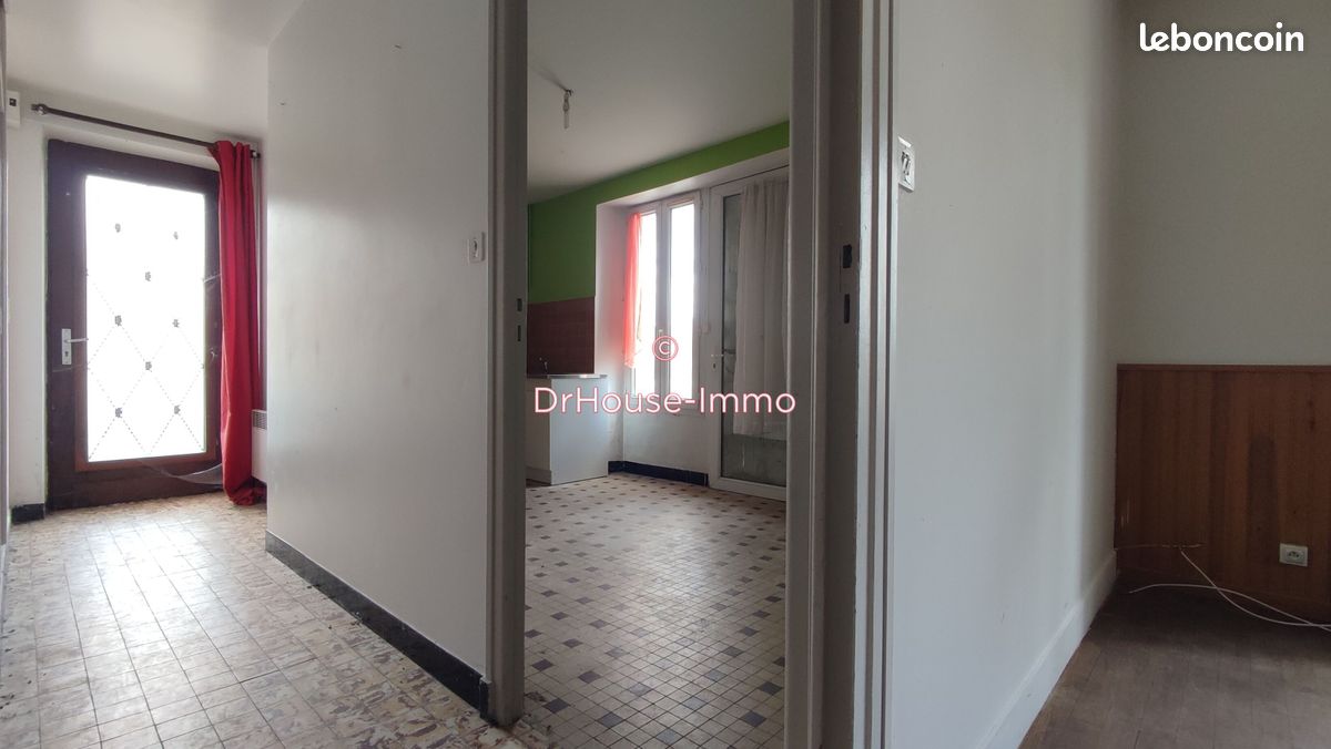 Maison 6 pièces 140 m² · à Val-d'Oire-Et-Gartempe · 140 m² · 55 000 €
