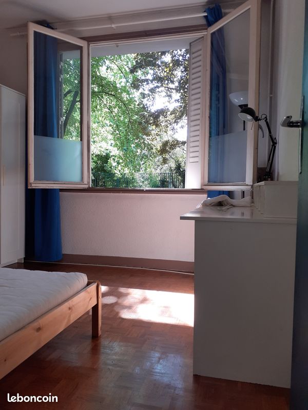 Immeuble 3 pièces 76 m² · à Grenoble · 76 m² · 167 000 €
