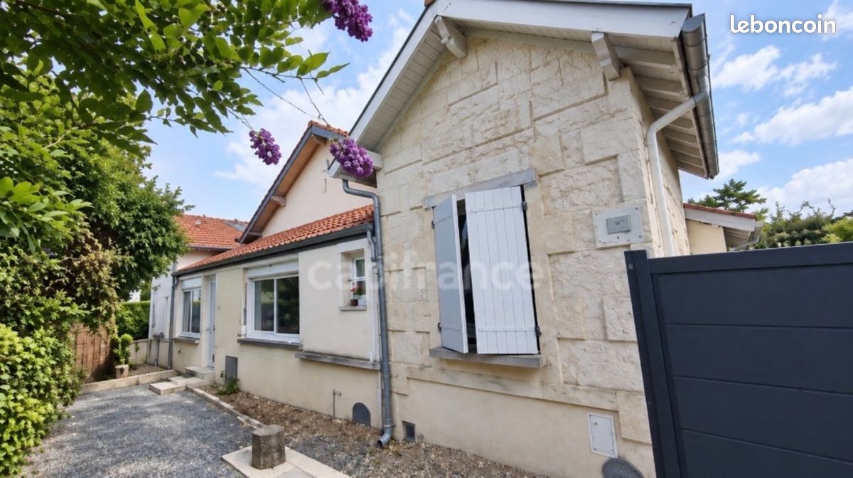 Maison 4 pièces 143 m² · à Lacanau · 143 m² · 585 000 €