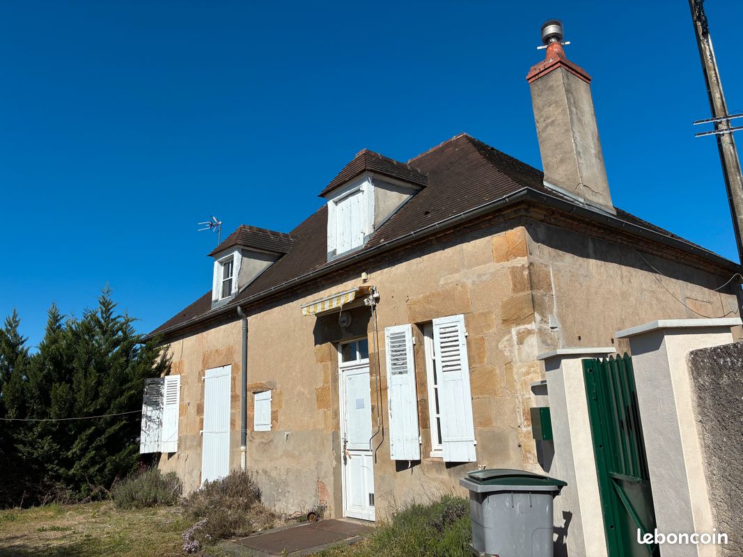 Maison 4 pièces 77 m² · à Moulins · 77 m² · 75 000 €