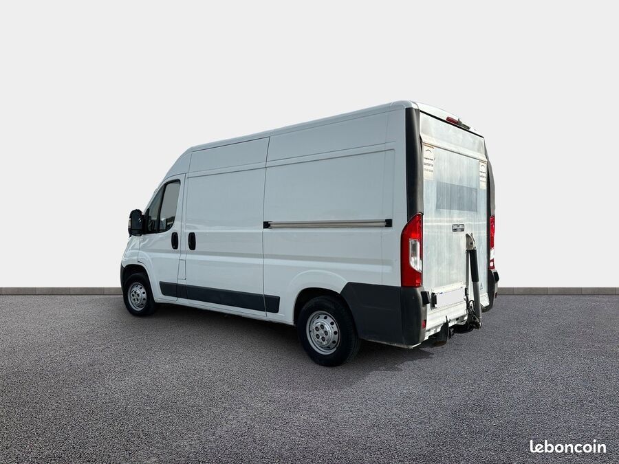 Citroën Jumper L2H2 BlueHDi 110ch CLUB Rampe de chargement (image 2)