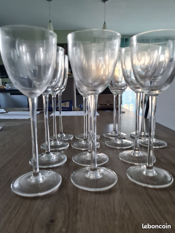 Lots de 8 flûtes et 6 verres à vin (image 2)