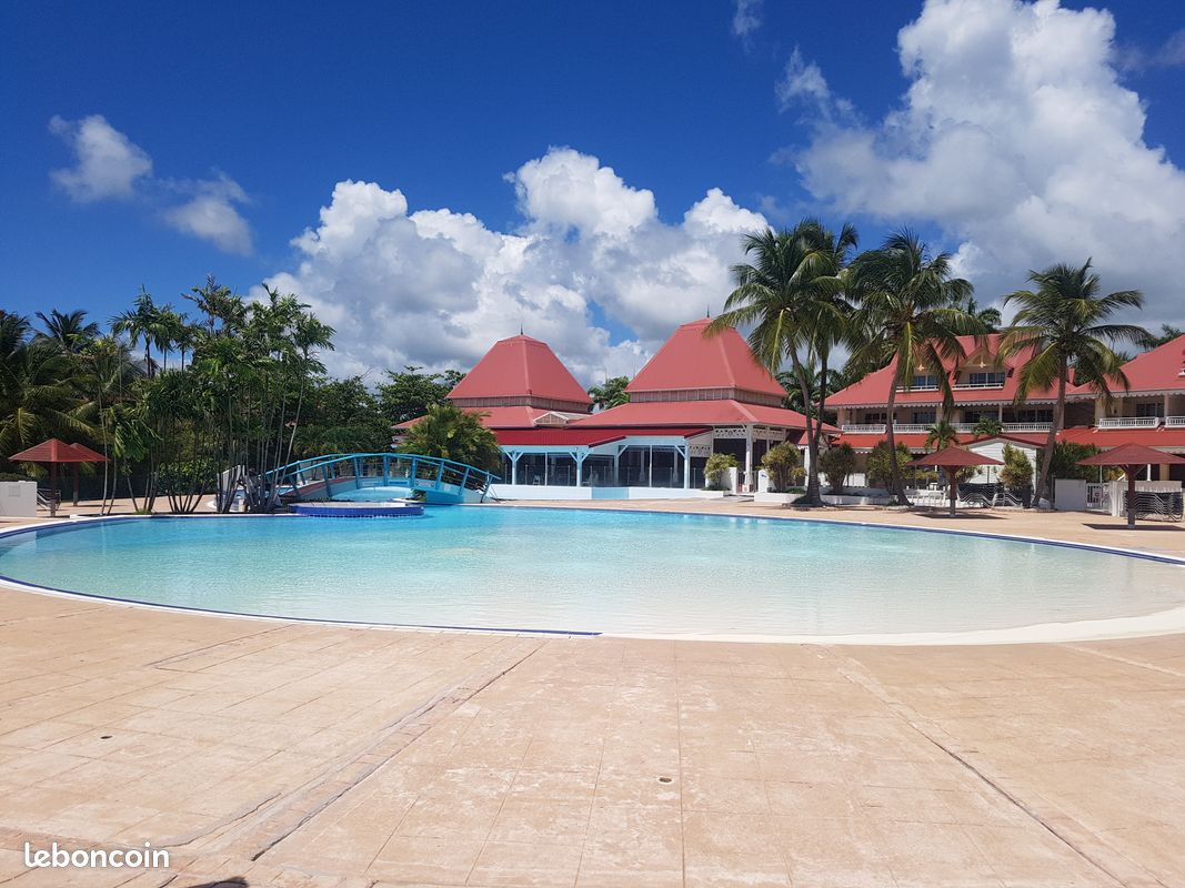 Studio de rêve avec piscines (image 1)