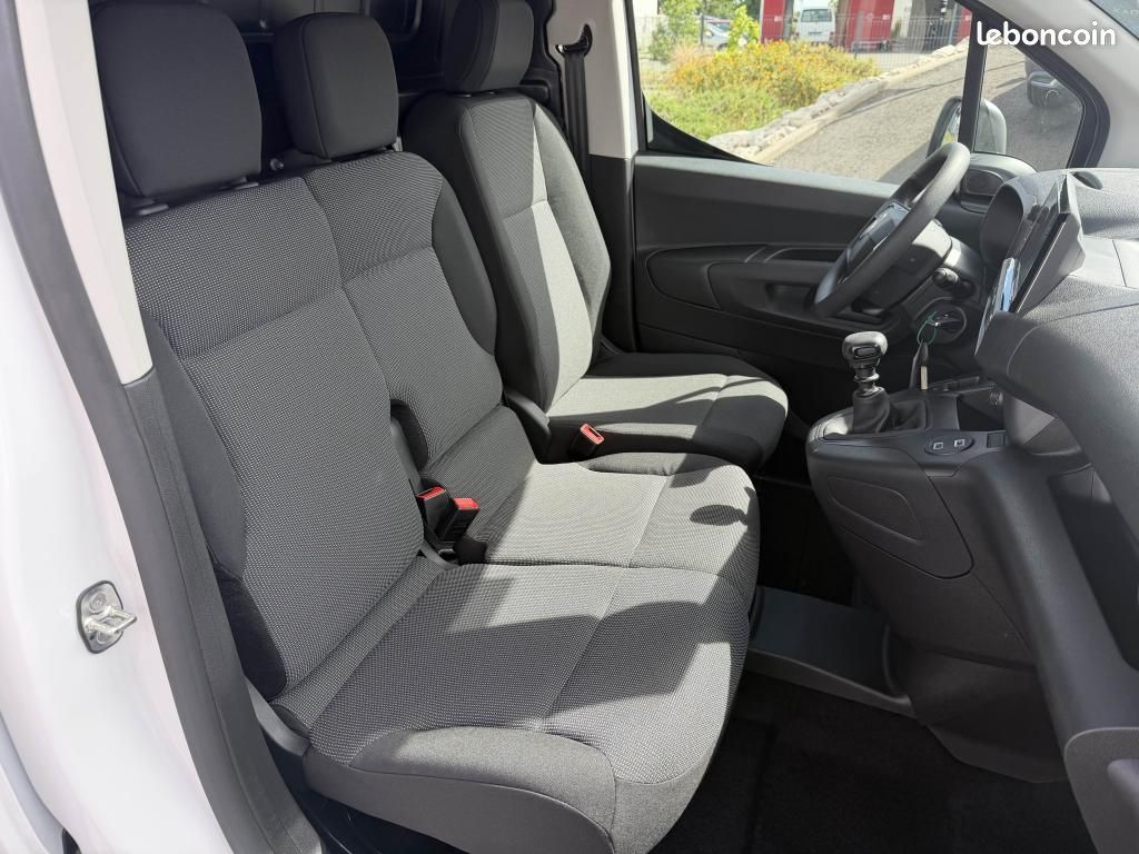 CITROEN BERLINGO III 1.5 BlueHDi S&S - 100 Fourgon M 650 kg (image 13)