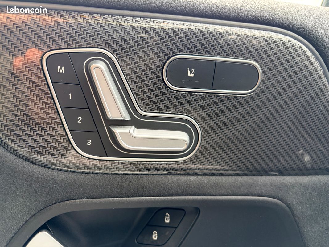 Mercedes Classe B 200 AMG Line - Toit Ouvrant / Cam 360 / Réalité Augmentée (image 7)