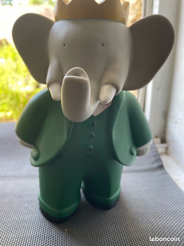 Tirelire Babar Roi 20cm - Plastoy - Neuve En Plastique PVC