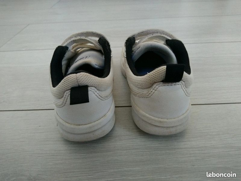 Baskets à scratch Adidas pointure 30 (image 3)