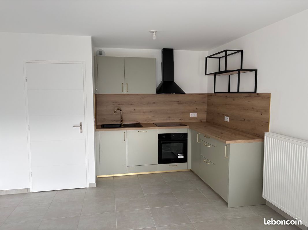 Appartement 3 pièces 72 m² · à Saint-Alban-Leysse · 72 m² · 1 325 €/mois