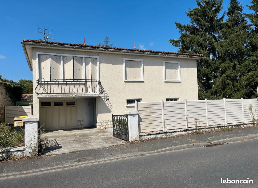 Maison 5 pièces 79 m² · à Soyaux · 79 m² · 790 €