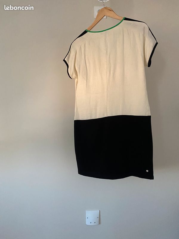 Robe noire et beige manches courtes (image 3)