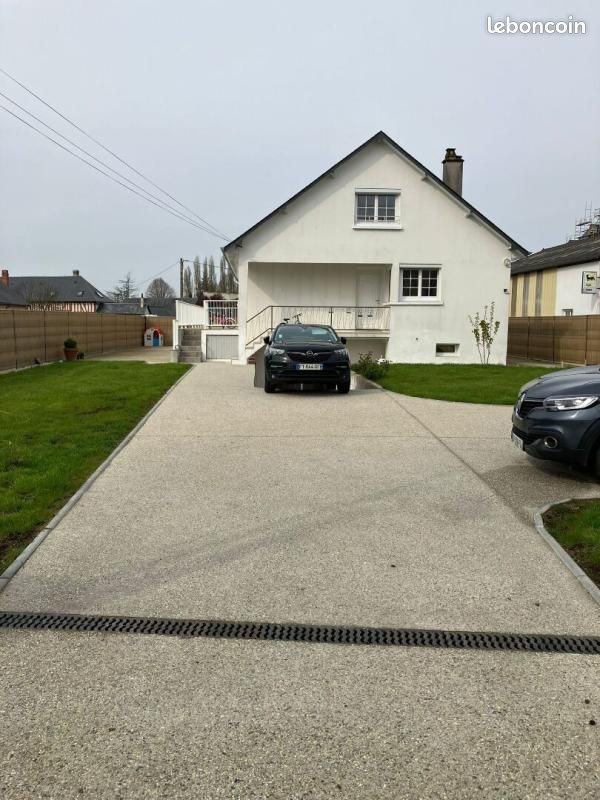 Maison 9 pièces 280 m² · à Bourg-Achard · 280 m² · 1 600 €/mois