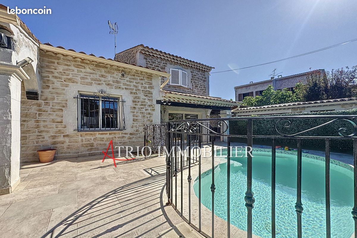 Maison 5 pièces 148 m² · à Cagnes-sur-Mer · 148 m² · 897 000 €