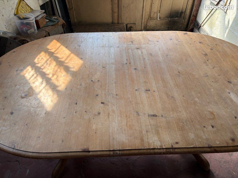 Table en pin à rénover (image 3)