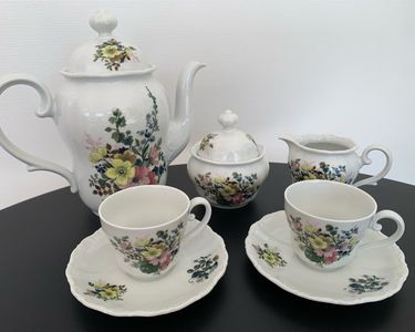 Service à Café/thé Vintage 3 Pièces En Porcelaine - Motifs Fleuris Multicolores - Fabrication Allemagne - Occasion