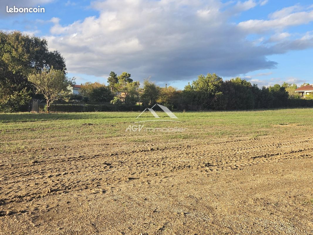 Terrain 1036 m² · à Salindres · 1 036 m² · 93 000 €
