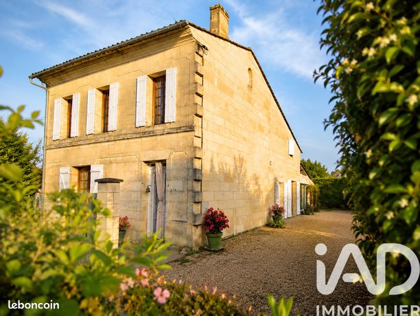 Maison 8 pièces 195 m²