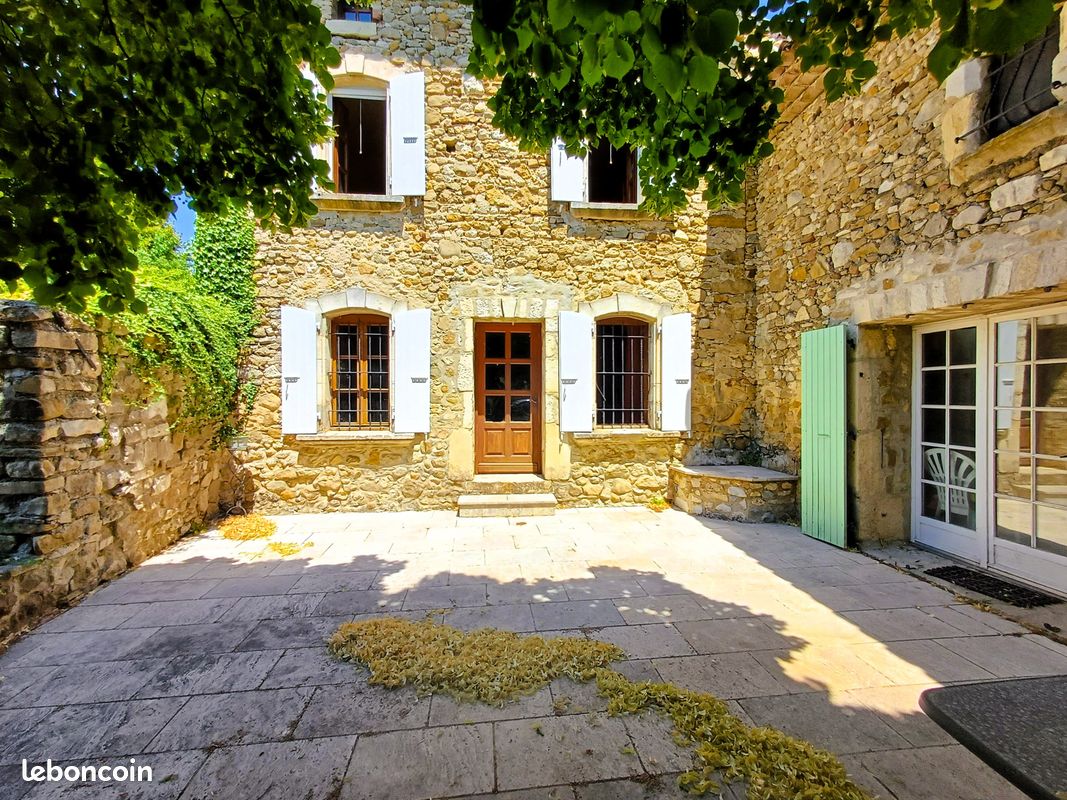 Maison 7 pièces 173 m² · à La Laupie · 173 m² · 399 000 €