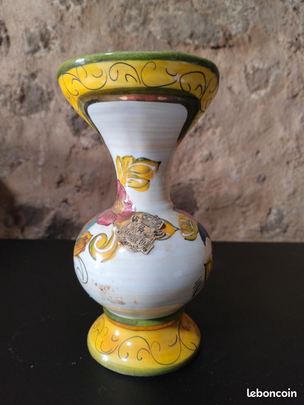 Vase aiguière H Becquet en céramique a décor peint (image 2)