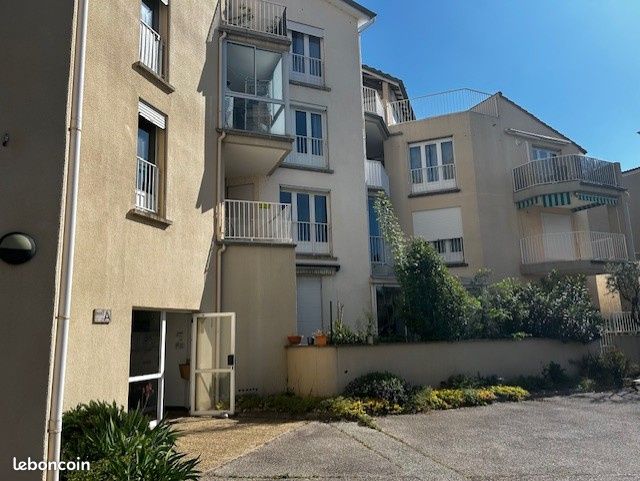 Appartement 3 pièces 75 m² · à Montélimar · 75 m² · 800 €