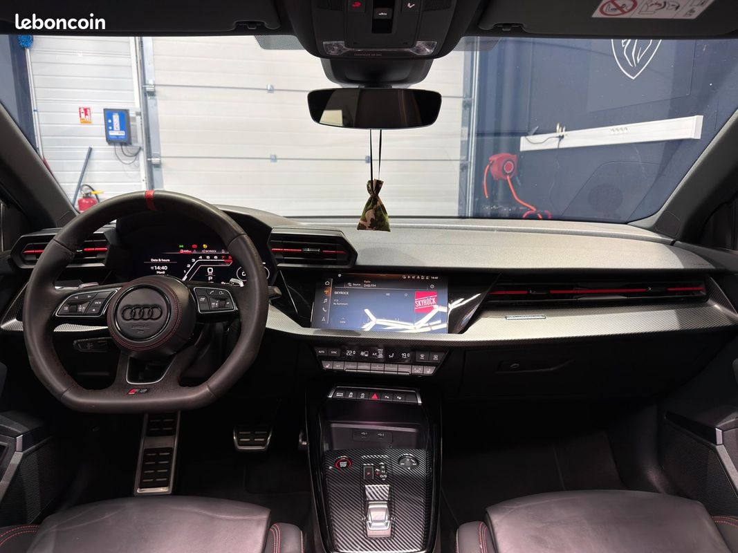 Audi RS3 III SPORTBACK 2.5 TFSI 400 QUATTRO S TRONIC FREINS CERAMIQUE - BANG&OLUFSEN - TOIT OUVRANT (image 4)