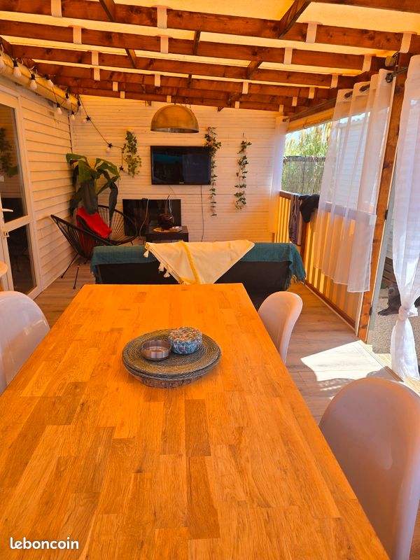 Local commercial 3 pièces 38 m² · à Hyères · 38 m² · 21 000 €
