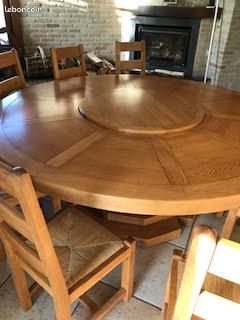 Vente mobilier table 10 personnes et 10 chaises (image 1)