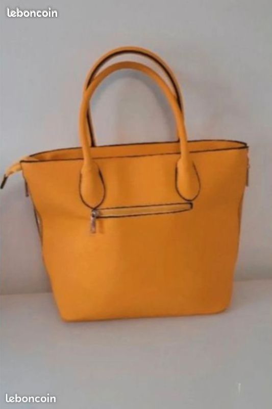 Chic et Pratique : Sac à Main Jaune Moutarde – Quasi Neuf (image 4)