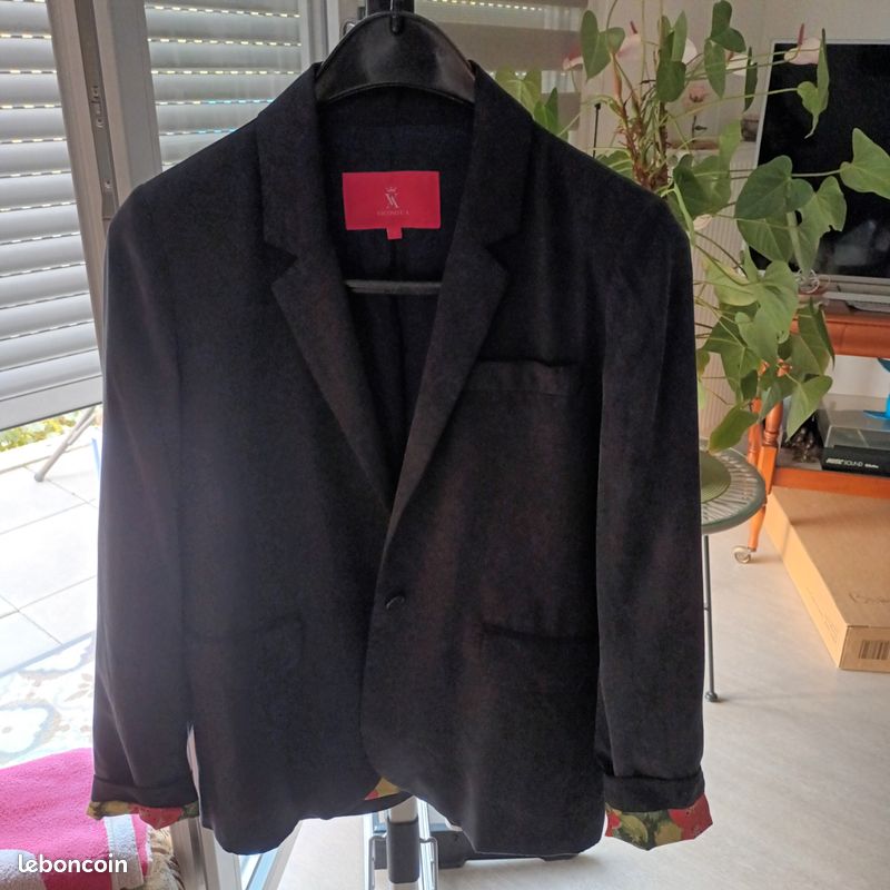 Veste femme Vicomte Arthur T38 com9 Remise en main propre uniquement (image 1)