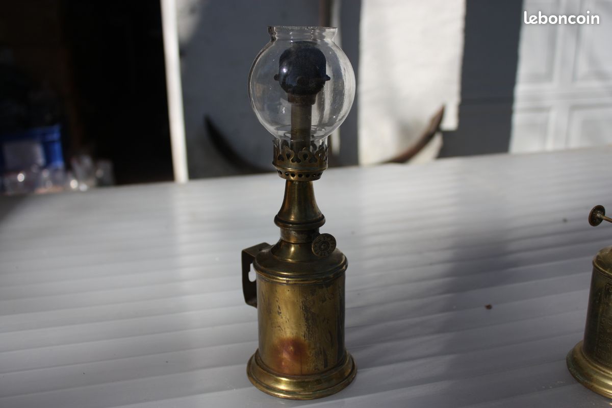 Lampes à essence 5 (image 1)