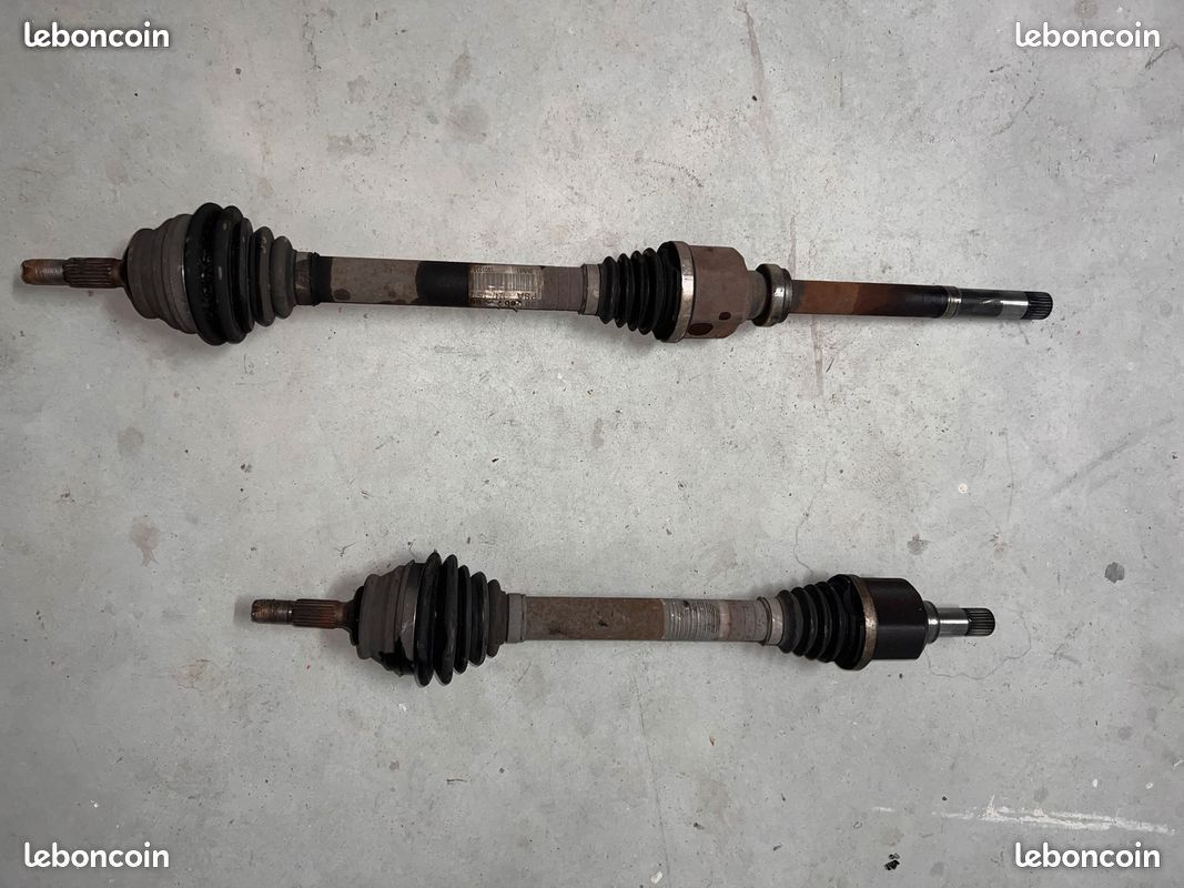 Cardan peugeot 208. 2008 - Équipement auto