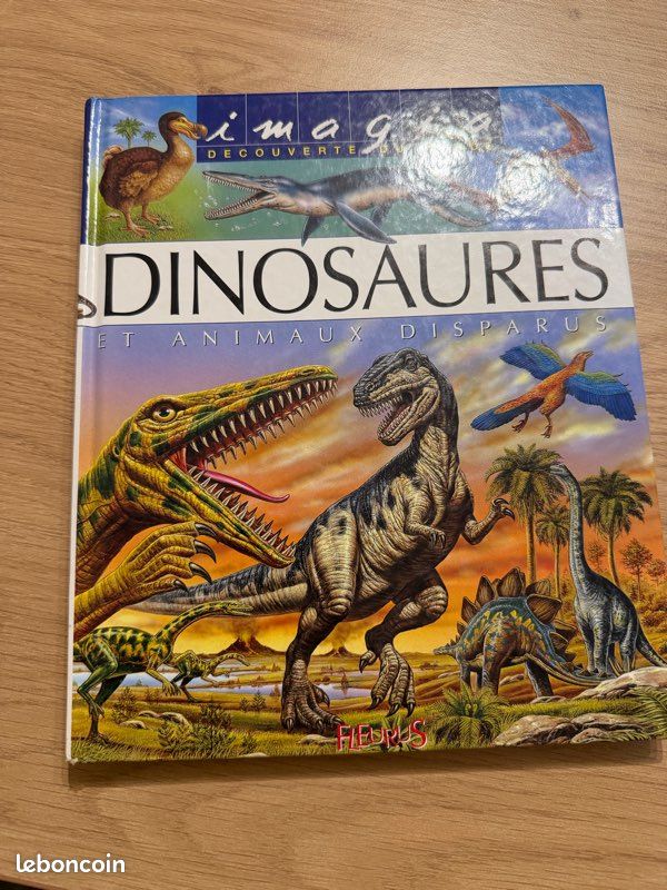1 livre dinosaures et animaux disparus (image 1)