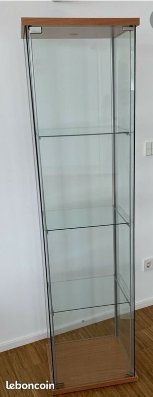 Vitrine (image 1)