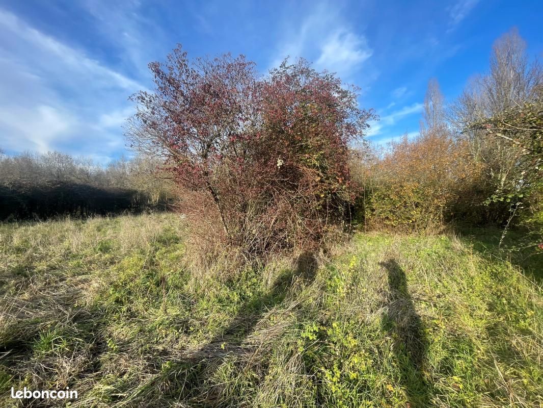 Terrain 600 m² Saint Andre De Cubzac · à Saint-André-de-Cubzac · 90 000 €