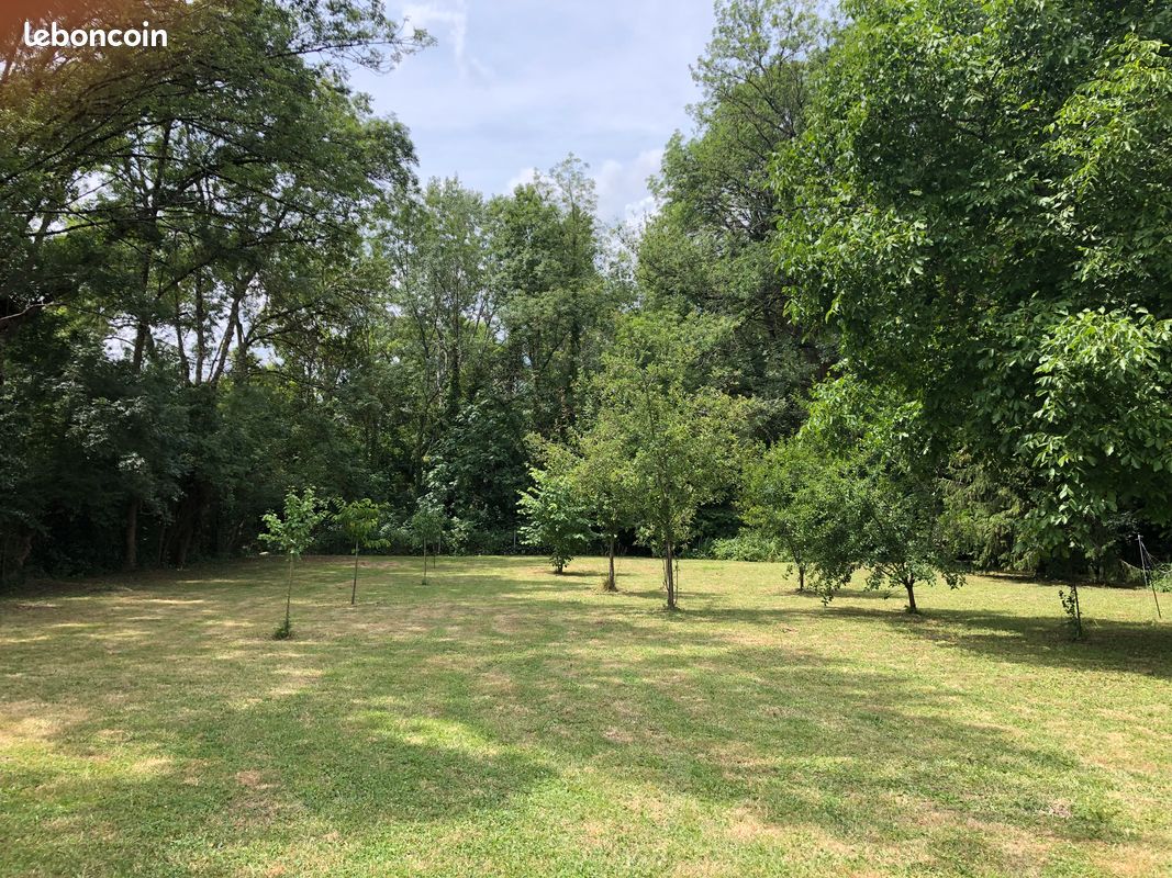 Terrain de loisir Gond Pontouvre · à Gond-Pontouvre · 15 600 €