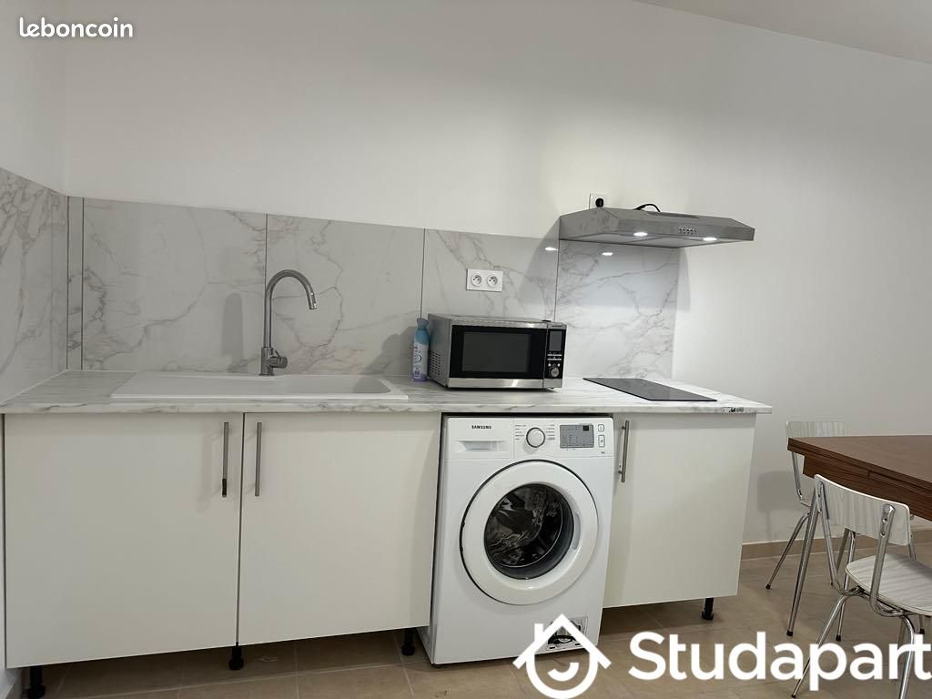 Appartement a louer saint-denis - 1 pièce(s) - 10 m2 - Surfyn