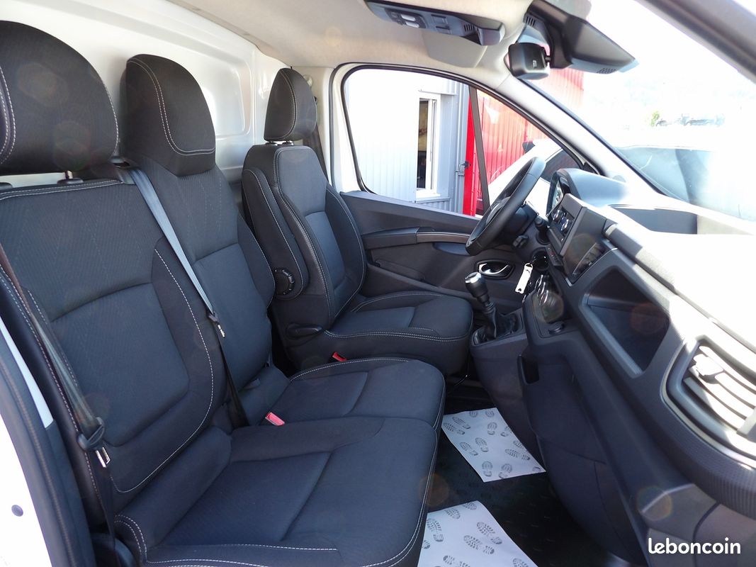 Renault TRAFIC III FG L1H1 2T8 2.0 BLUE DCI 130CH GRAND CONFORT E6E (image 10)