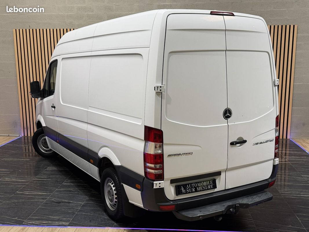 MERCEDES SPRINTER FOURGON 32N 3.0t 219 CDI 3.0 190 BVM Euro5 ÉTAT NEUF RIEN A PRÉVOIR 119 319 (image 2)