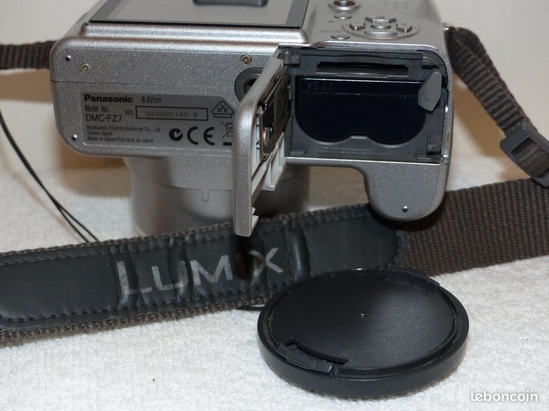 Appareil photo Panasonic LUMIX DMC-FZ7 (image 5)