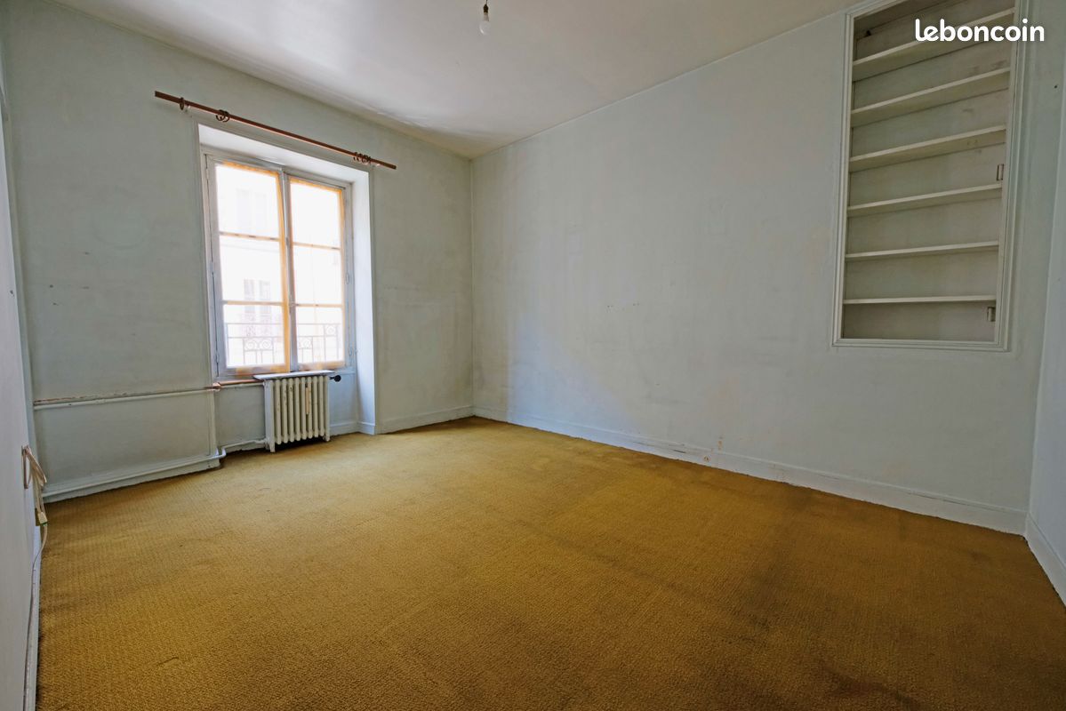 Appartement 1 pièce 28 m² · à Paris · 27,7 m² · 290 000 €