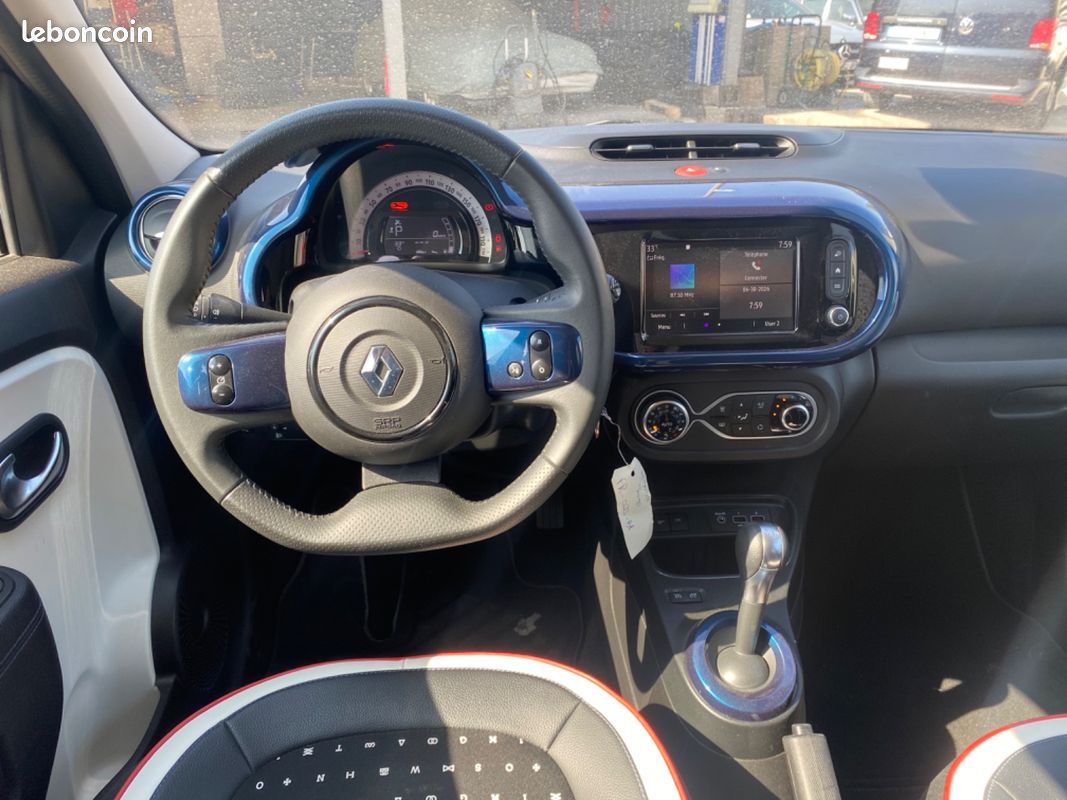 Renault Twingo TCE 90 (image 16)