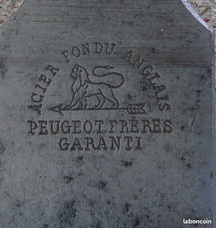 2 anciens ciseaux à bois Erik Anton Berg et Peugeot Frères