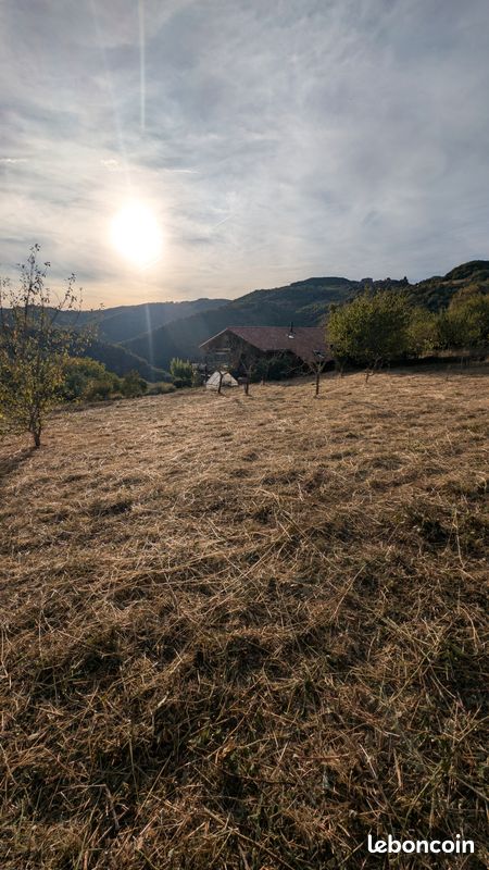 Terrain constructible · à Castelnau-Pégayrols · 42 000 €