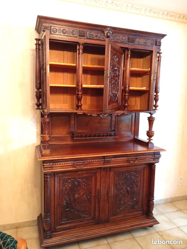Magnifique buffet Henri 2 - Parfait état (image 3)