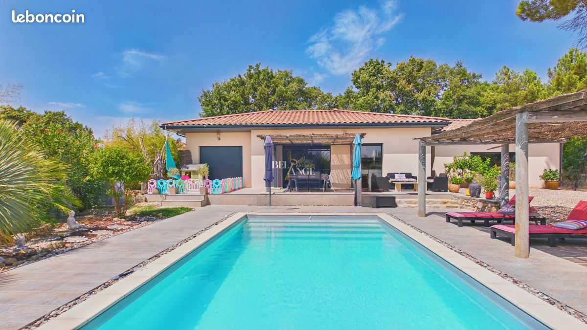 Maison 9 pièces 180 m² · à Vagnas · 180 m² · 545 000 €