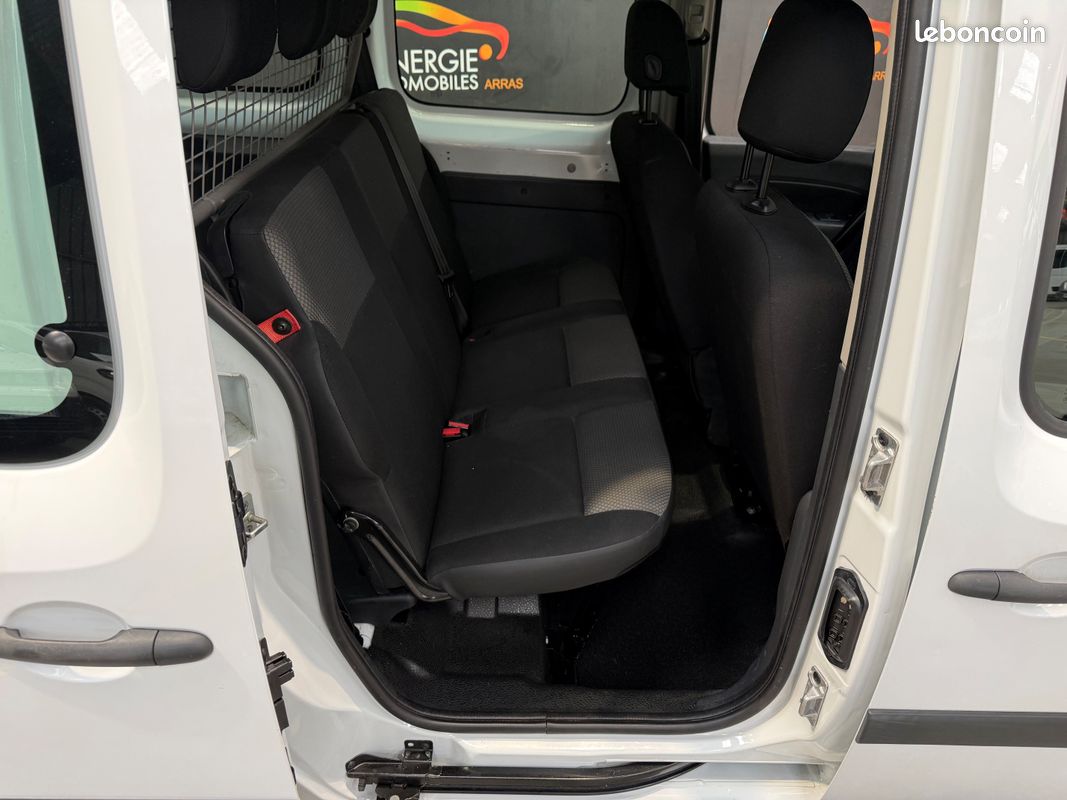 Kangoo 1.5 dci cabine approfondie 5 places 65.407 km D'ORIGINE 11.658 ht (13.990 ttc) (image 3)