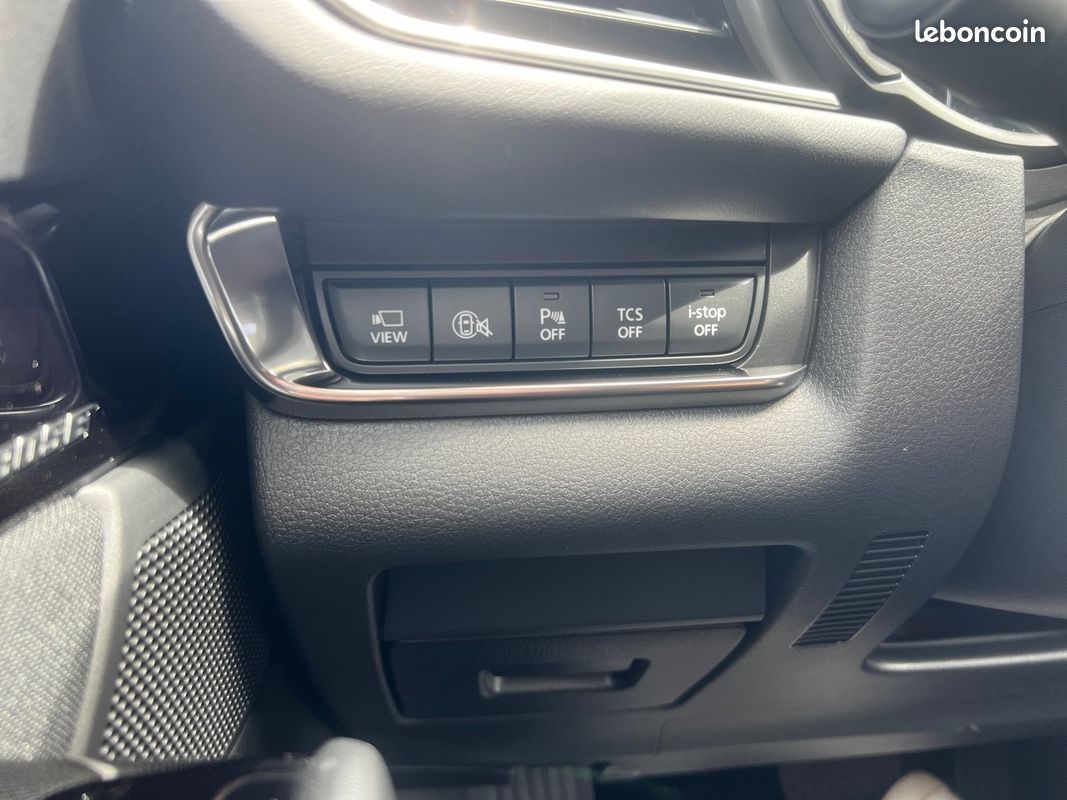 MAZDA CX-30 2.0L e-SKYACTIV X M Hybrid 186 ch 4x2 BVA6 Centre-Line (image 23)