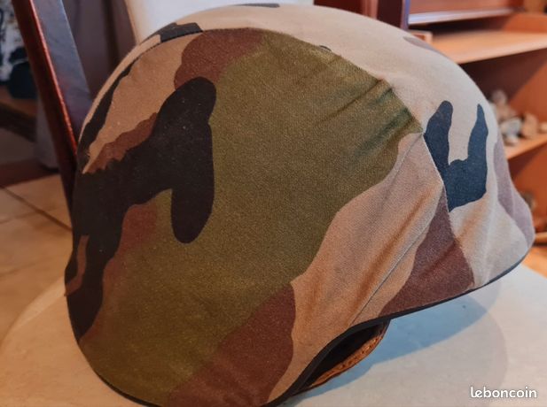 Casque Militaire Vintage M74 En Kevlar - Modèle Ancien Et Rare - Collection Militaria